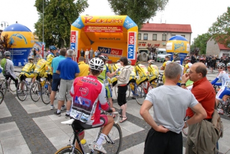 FOTORELACJA Z MISTRZOSTW POLSKI W KOLARSTWIE SZOSOWYM JUNIORÓW 2011