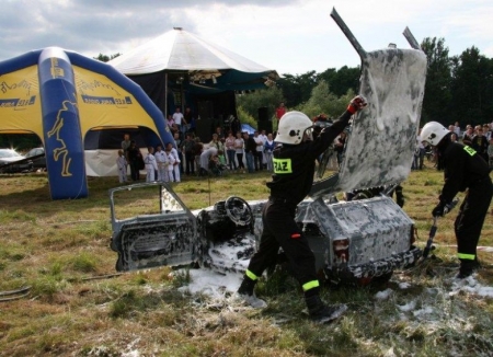 PIKNIK W KŁOBUKOWICACH