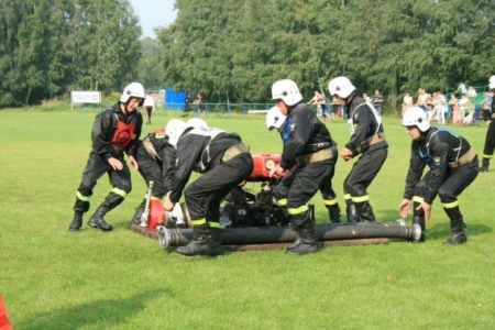 FOTORELACJA Z GMINNYCH ZAWODÓW POŻARNICZO-SPORTOWYCH