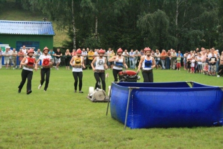 FOTORELACJA Z GMINNYCH ZAWODÓW POŻARNICZO-SPORTOWYCH