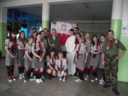 25 MSTOWSKA DRUŻYNA HARCERSKA 