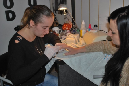 FOTORELACJA Z KURSU Z ZAKRESU KOSMETYKI, MAKIJAŻU I TIPSÓW