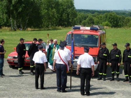 POŚWIĘCENIE STRAŻACKIEGO SAMOCHODU