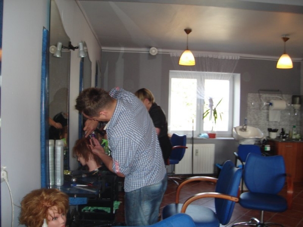 FOTORELACJA Z KURSU FRYZJERSTWO ZAAWANSOWANE