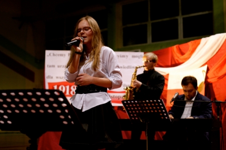 WIECZÓR PIEŚNI PATRIOTYCZNEJ