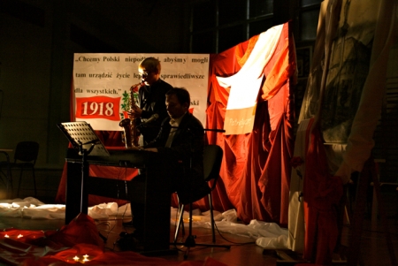 WIECZÓR PIEŚNI PATRIOTYCZNEJ