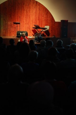 WIECZÓR WALENTYNKOWY W GMINNYM OŚRODKU KULTURY