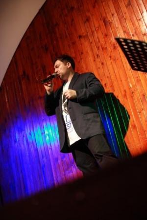 WIECZÓR WALENTYNKOWY W GMINNYM OŚRODKU KULTURY