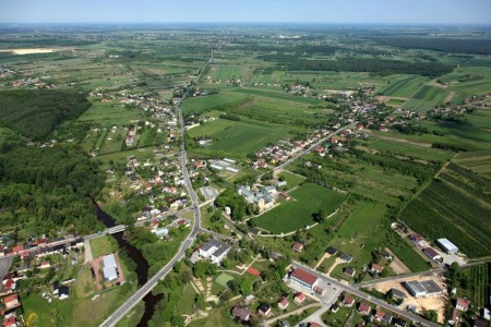 ROŚNIE LICZBA MIESZKAŃCÓW GMINY MSTÓW