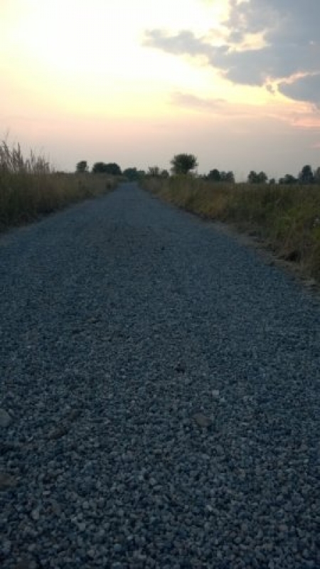 UTWARDZENIE DRÓG TRANSPORTU ROLNEGO W MOKRZESZY I PNIAKACH MOKRZESKICH