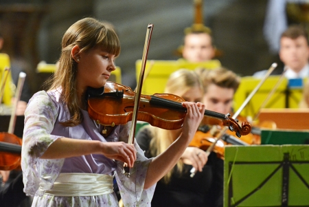 KONCERT ORKIESTRY SYMFONICZNEJ W KOŚCIELE WE MSTOWIE