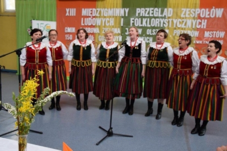 KGW „MSTOWIANKI” NA PRZEGLĄDZIE ZESPOŁÓW W DĄBROWIE ZIELONEJ