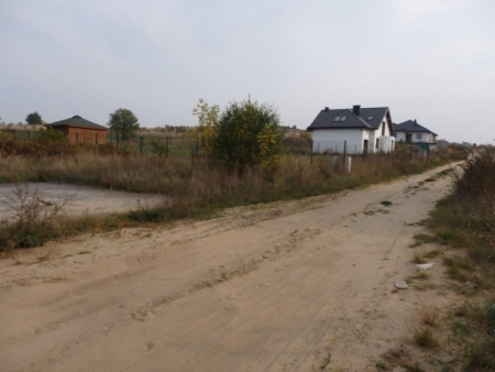 PRZEBUDOWA DROGI WRAZ Z ODWODNIENIEM W UL. MARII SKŁODOWSKIEJ-CURIE W MSTOWIE