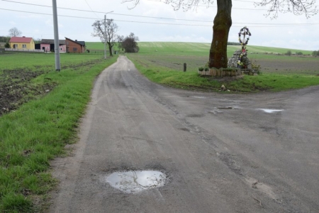 „PRZEBUDOWA DRÓG GMINNYCH W MAŁUSACH WIELKICH - KOLONIA” ZAKOŃCZONA