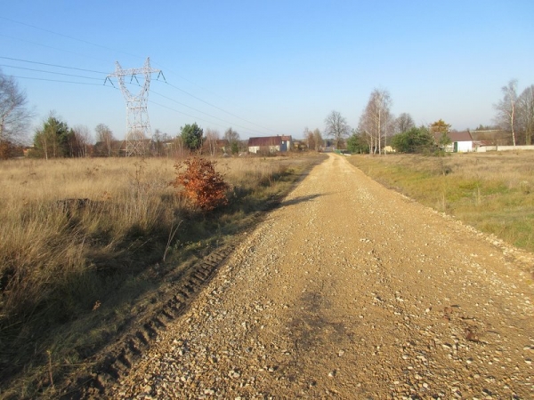 UTWARDZENIE DROGI "TRZECH JASKIŃ" W SROCKU